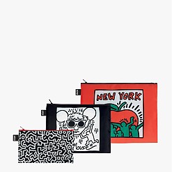 Set aus 3 mit Kunstwerken von Keith Haring bedruckten Stofftäschchen 