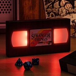 Stranger Things Lampe in VHS-Form