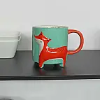 Hergestellt aus Keramik und handbemalt