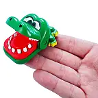 Miniatur-Krokodil zum Zähneziehen