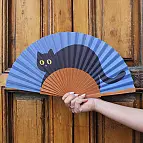 Originalfächer mit liegender Katze