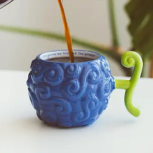 One Piece Gomu Gomu Frucht geformt Becher