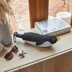 Automatischer Regenschirm mit Hülle in Pinguin-Form