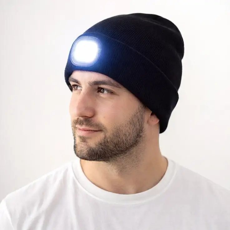 Kappe mit LED-Licht