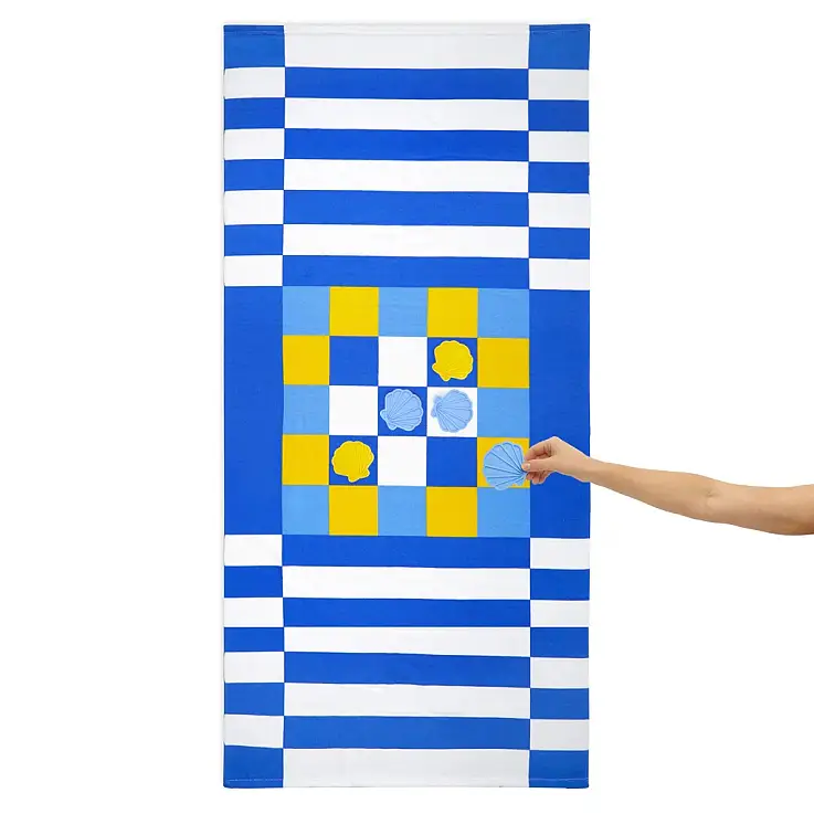 Originelles Strandtuch aus der Tic-Tac-Toe-Serie in Blau